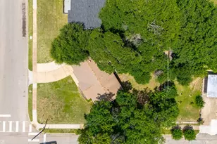 1801 Anderson St, Irving, TX 75062 - Photo 23