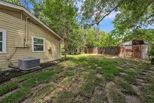 1801 Anderson St, Irving, TX 75062 - Photo 19