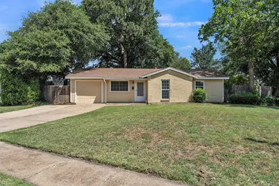 1801 Anderson Street, Irving, TX 75062 - Photo 1