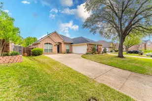 2231 Templeton Dr, Arlington, TX 76006 - Photo 1