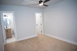 4006 June Dr, Dallas, TX 75211 - Photo 13