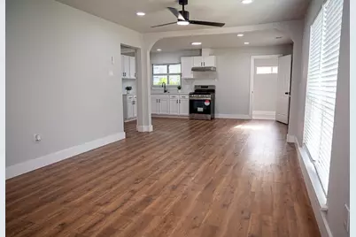 4006 June Drive, Dallas, TX 75211 - Photo 9