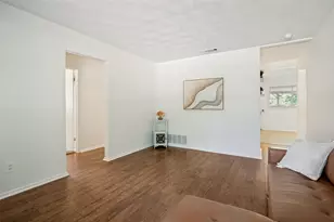 2510 Larchmont Dr, Mesquite, TX 75150 - Photo 5