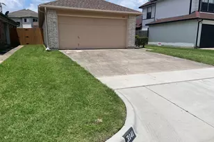 3141 Twisted Vine Ln, Grand Prairie, TX 75052 - Photo 3