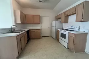 3141 Twisted Vine Ln, Grand Prairie, TX 75052 - Photo 7