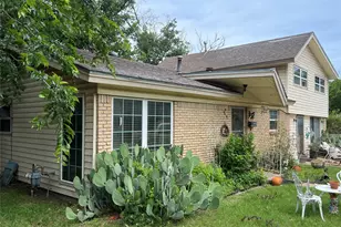 5001 Caroldean Ct, Haltom City, TX 76117 - Photo 3