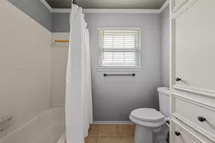 9406 Wildflower Dr, Woodway, TX 76712 - Photo 27