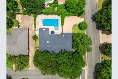 9406 Wildflower Drive, Woodway, TX 76712 - Photo 39