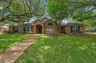9406 Wildflower Dr, Woodway, TX 76712 - Photo 3