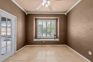 9406 Wildflower Dr, Woodway, TX 76712 - Photo 15