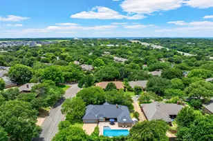9406 Wildflower Dr, Woodway, TX 76712 - Photo 37