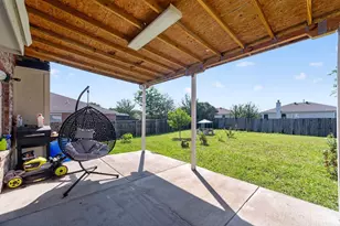 1318 Gilday Dr, Arlington, TX 76002 - Photo 31