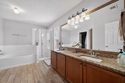 1318 Gilday Drive, Arlington, TX 76002 - Photo 17