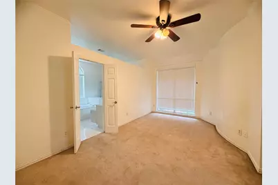 434 Moonlight Way, Irving, TX 75063 - Photo 15