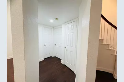 434 Moonlight Way, Irving, TX 75063 - Photo 5
