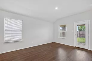 2566 Russell St, Crandall, TX 75114 - Photo 11