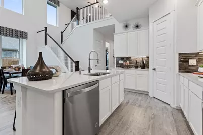 9125 Harrisburg Drive, Fort Worth, TX 76036 - Photo 9