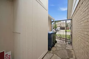 2915 Canis Cir, Garland, TX 75044 - Photo 25