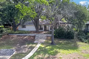 4202 Indian Creek Ct, Granbury, TX 76049 - Photo 35