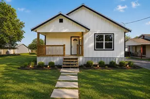 204 S Anderson St, Bremond, TX 76629 - Photo 1