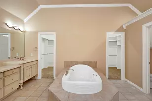 7301 Stallion St, Denton, TX 76208 - Photo 19