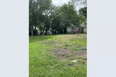 605 S Colbert Avenue, Sherman, TX 75090 - Photo 3