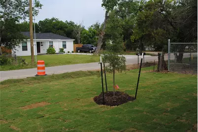 1517 Travis Street, Bellmead, TX 76705 - Photo 11