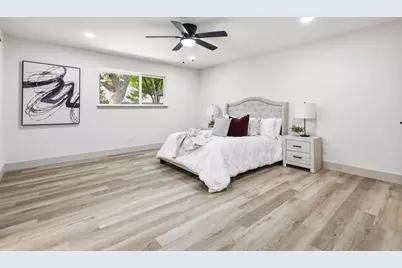 442 Hanover Lane, Irving, TX 75062 - Photo 15