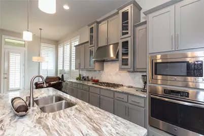2929 Telford, The Colony, TX 75056 - Photo 3