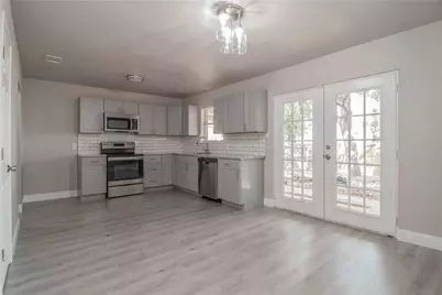 7305 Woodbridge Drive, Forest Hill, TX 76140 - Photo 9