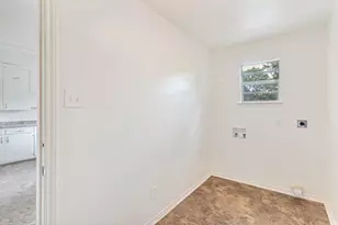 2848 Beasley Dr, Garland, TX 75041 - Photo 7