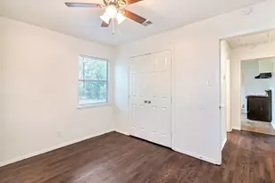 2848 Beasley Dr, Garland, TX 75041 - Photo 9