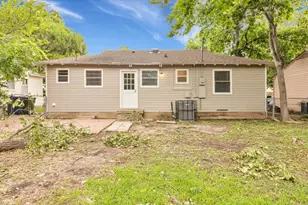 2848 Beasley Dr, Garland, TX 75041 - Photo 13