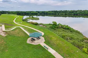 10404 Lake Brook Dr, Fort Worth, TX 76053 - Photo 39