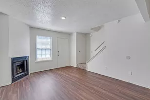 210 Rolston Rd, Irving, TX 75060 - Photo 3