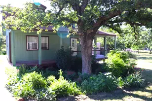 215 Younger Ranch Rd, Azle, TX 76020 - Photo 33