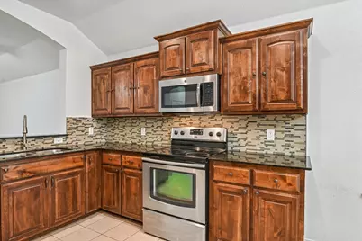 7009 Meandering Creek Lane, Fort Worth, TX 76179 - Photo 13