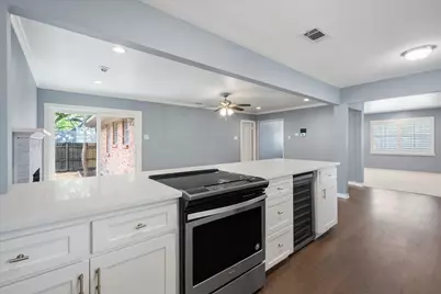 9923 Knoll Krest Drive, Dallas, TX 75238 - Photo 15