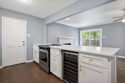 9923 Knoll Krest Drive, Dallas, TX 75238 - Photo 13