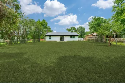 109 Sunset Drive, Euless, TX 76040 - Photo 9