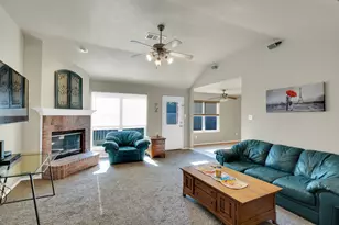 131 Logan Ln, Waxahachie, TX 75165 - Photo 5