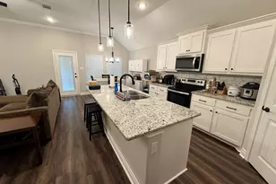 605 Tippit Ln, Greenville, TX 75402 - Photo 11