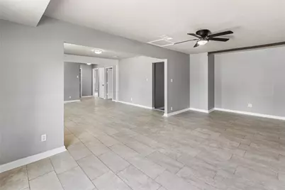 1010 E Lovers Lane, Arlington, TX 76010 - Photo 3