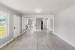 1010 E Lovers Ln, Arlington, TX 76010 - Photo 9