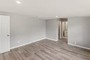 1010 E Lovers Ln, Arlington, TX 76010 - Photo 15