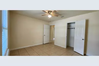 723 Briggs Street, Cedar Hill, TX 75104 - Photo 17