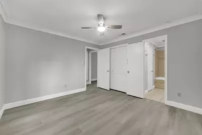 12401 Pleasant Valley Drive, Dallas, TX 75243 - Photo 11