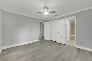 12401 Pleasant Valley Dr, Dallas, TX 75243 - Photo 11