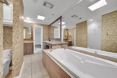 12401 Pleasant Valley Drive, Dallas, TX 75243 - Photo 27