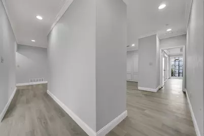 12401 Pleasant Valley Drive, Dallas, TX 75243 - Photo 23